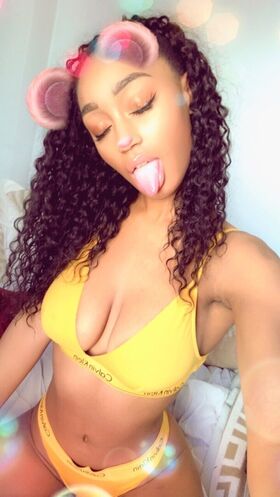 Nia Simone Nude Leaks OnlyFans Photo 55