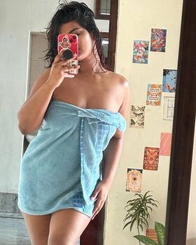 Nidhi Goel Nude Leaks OnlyFans Photo 15