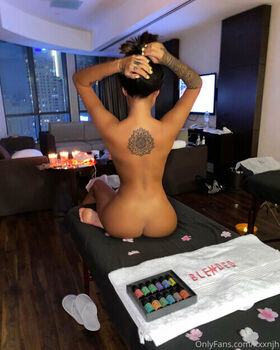 Nikita Jasmine Nude Leaks OnlyFans Photo 5