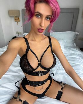 nikkidiaz_vip Nude Leaks OnlyFans Photo 3