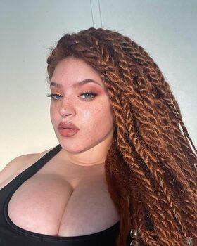 Nikkie Ginger Nude Leaks OnlyFans Photo 28