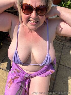 nikkykinkynylee Фото утечки OnlyFans (обнаженная) 1
