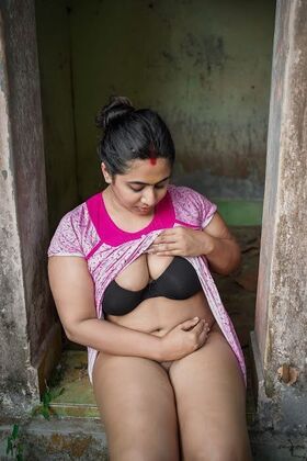 Nila Nambiar Nude Leaks OnlyFans Photo 48