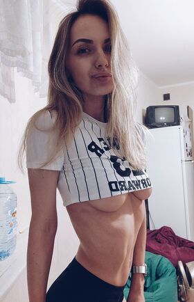 nkris 유출된 누드 OnlyFans 사진 26