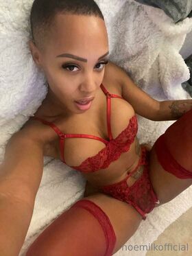Noemilk नग्न लीक OnlyFans फोटो 36