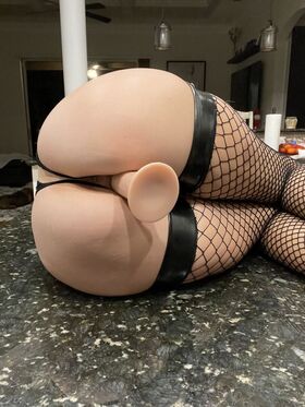 Noface-Housewife Nude Leaks OnlyFans Photo 18