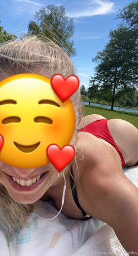 norwegianhotwifey Nude Leaks OnlyFans Photo 17