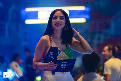 Nyvi Estephan Nude Leaks OnlyFans Photo 1160