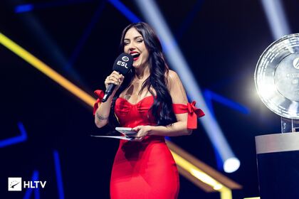 Nyvi Estephan Nude Leaks OnlyFans Photo 1161