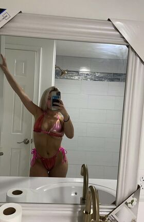 Olivia Anzivine Nude Leaks OnlyFans Photo 1