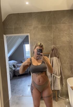 Olivia Buckland Nude Leaks OnlyFans Photo 1