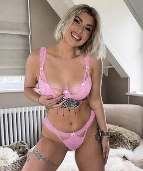 Olivia Buckland Nude Leaks OnlyFans Photo 25