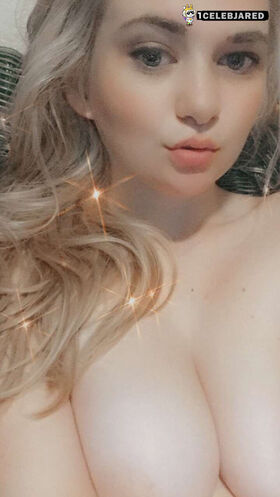 Olivia Van Sky Nude Leaks OnlyFans Photo 21