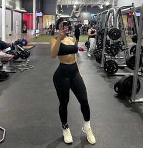 onlyfans.com/misstmarley