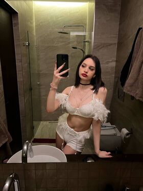 onlykrisssty Foto trapelata OnlyFans nuda 16