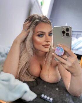 peachnmelons Nude Leaks OnlyFans Photo 53