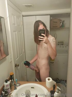 peachyshyboy Nude Leaks OnlyFans Photo 12