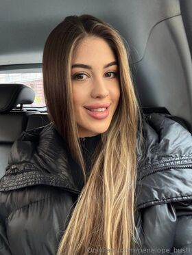 penelope_bustt