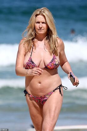 Penny Lancaster Nude Leaks OnlyFans Photo 20