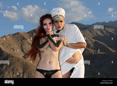 phoebeprice Nude Leaks OnlyFans Photo 7