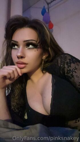 Pinksnakey