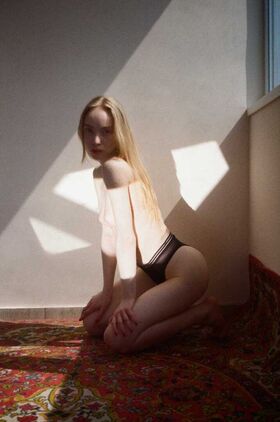 Polina Kobzeva Nude Leaks OnlyFans Photo 2