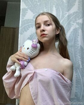 Polina Panteleeva Nude Leaks OnlyFans Photo 1