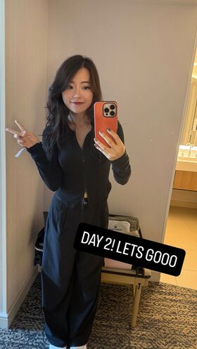 PotasticPanda Гола изтичане OnlyFans снимка 629