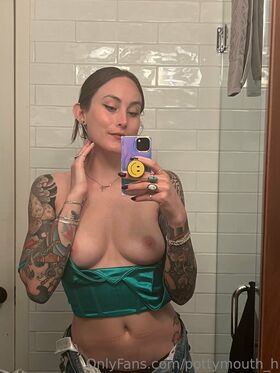 pottymouth_h Nude Leaks OnlyFans Photo 11