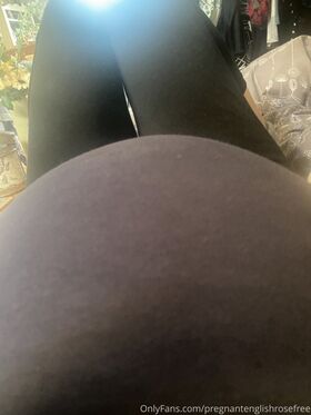 Pregnant English Rose Nude Leaks OnlyFans Photo 27