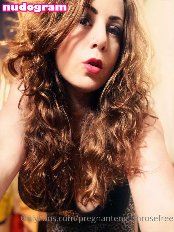 Pregnant-English-Rose