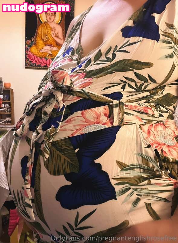 Pregnant-English-Rose