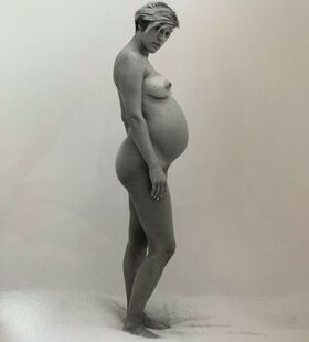 Pregnant Women Nude Leaks OnlyFans Photo 22