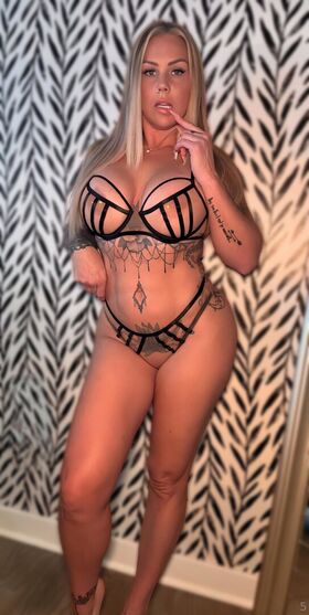 Prettyinked Nude Leaks OnlyFans Photo 25
