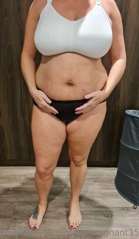 prettypregnant35 Nude Leaks OnlyFans Photo 50