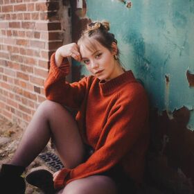 Primalavera Fotografie scursă ilegal OnlyFans dezbrăcată 2