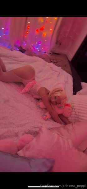 Princess_Poppi Nude Leaks OnlyFans Photo 56