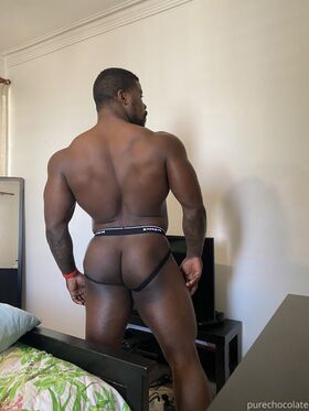 purechocolate Nude Leaks OnlyFans Photo 30