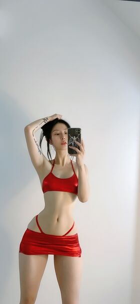 俏妞qiaoniuTT Nude Leaks OnlyFans Photo 995