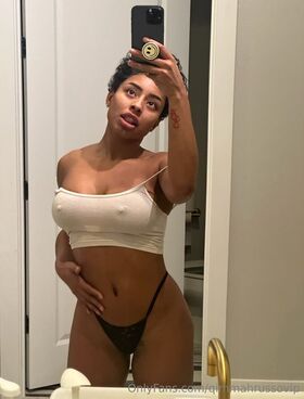 Qimmah Russo Nude Leaks OnlyFans Photo 653