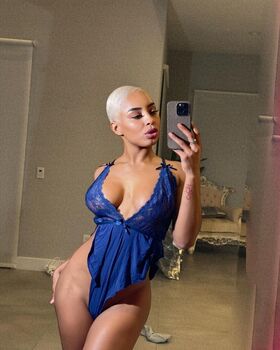 Qimmah Russo Nude Leaks OnlyFans Photo 842
