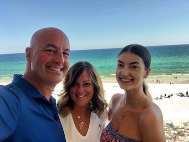 Queen Ally Findom Femdom Фото просочення OnlyFans (оголене) 1