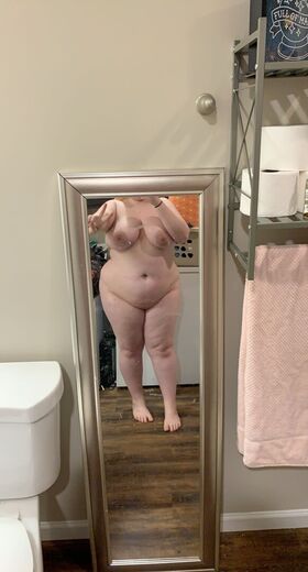 Queen Rose Nude Leaks OnlyFans Photo 3