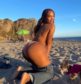 Quenlin Blackwell Nude Leaks OnlyFans Photo 2
