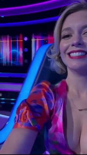 Rachel Riley Nude Leaks OnlyFans Photo 279