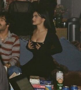 Rachel Zegler Nude Leaks OnlyFans Photo 1519