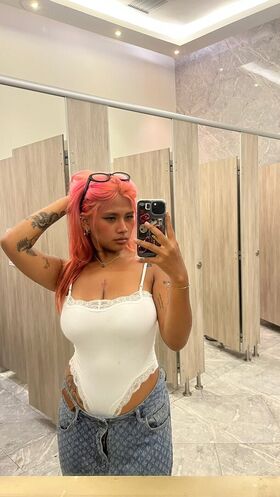 raditiajatayu Nude Leaks OnlyFans Photo 2