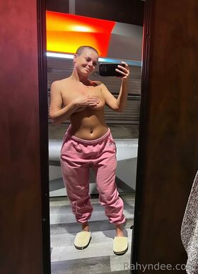Rahyndee Nude Leaks OnlyFans Photo 20