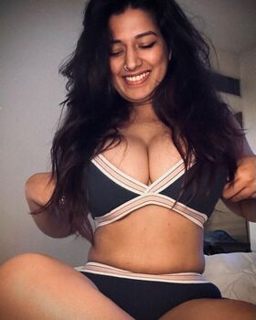 Rasha Kirmani Nude Leaks OnlyFans Photo 62