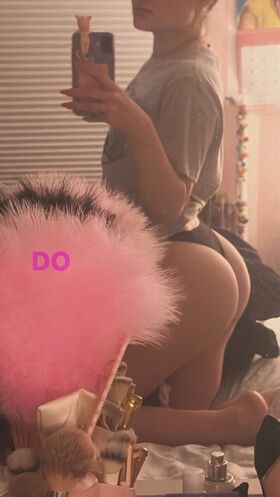 Rebeilish Nøgne lækkede OnlyFans foto 40